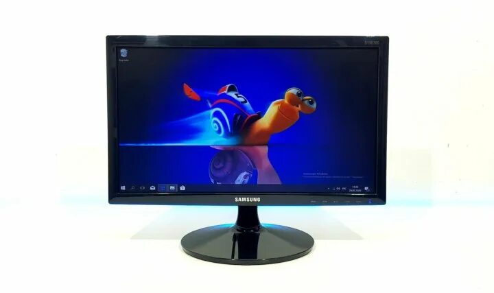 Монитор samsung s24c450. Монитор s22c200. 21. Монитор самсунг s22d300. Samsung 24 s24d300h.