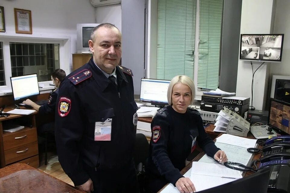 минусинск полиция дежурная часть. начальник овд минусинский. минусинск дежурная. александр черкашин минусинск полиция. дежурная часть.