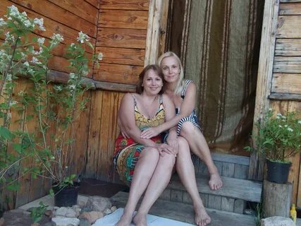 Порно сексуалды Ақшақар, Қызыл телпек және т.б