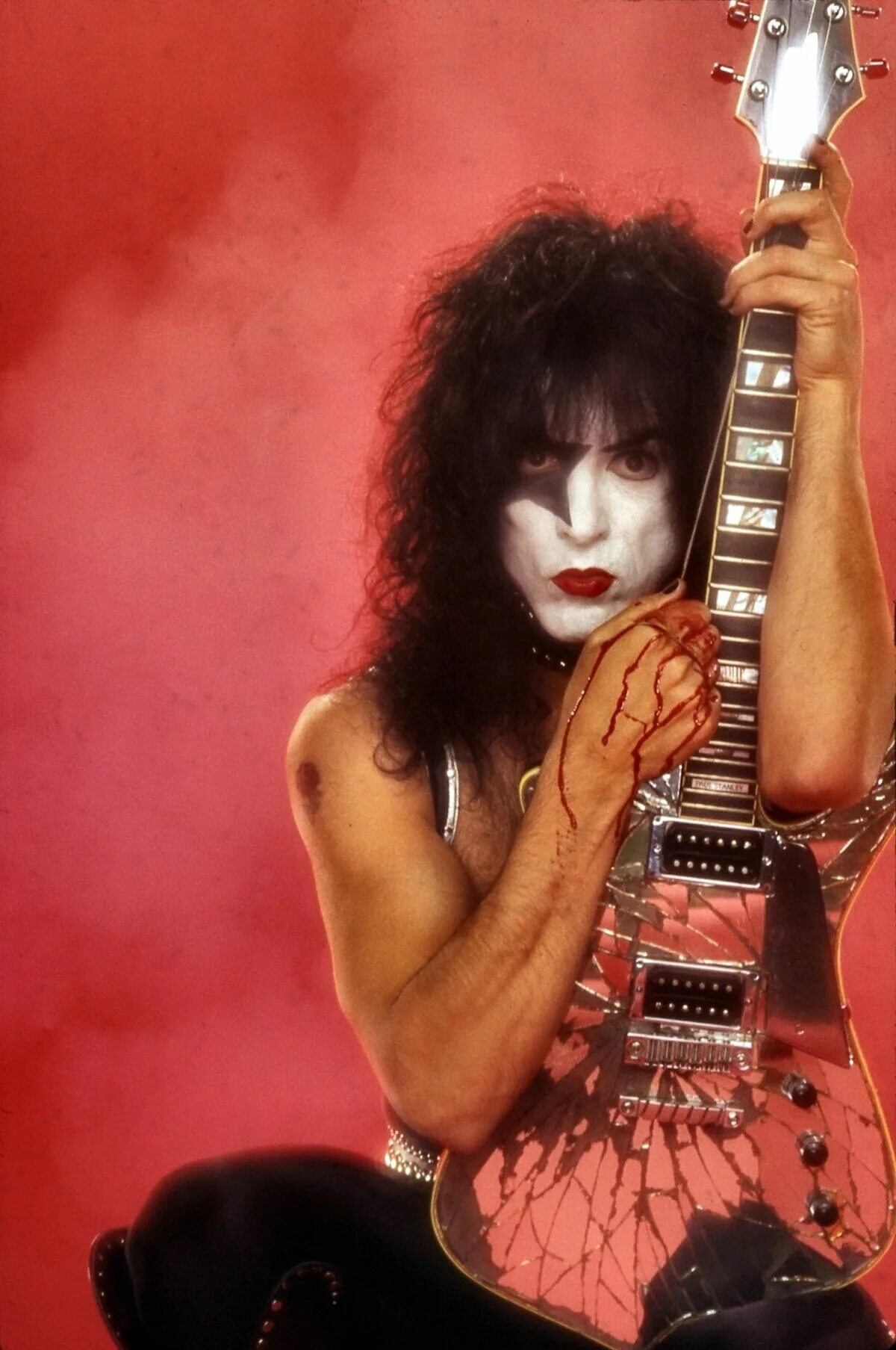 Paul stanley live. Пол стэнли кисс. kiss пол стэнли. paul stanley в молодости. пол стэнли в молодости.