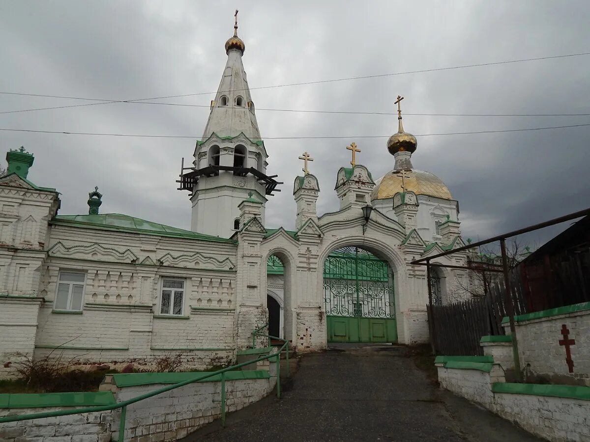 Спасская церковь городец. Спасская церковь городец нижегородской области. Церковь спаса нерукотворного образа в городце. Храмы городца. Храмы городца.