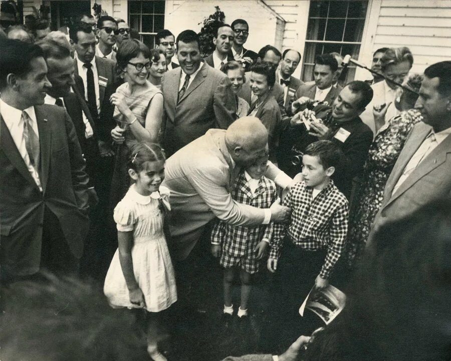 Приезд в сша. Хрущёв в США 1959. Поездка Хрущева в США 1959. Визит Хрущёва в США В 1959. Первый визит Хрущева в США.