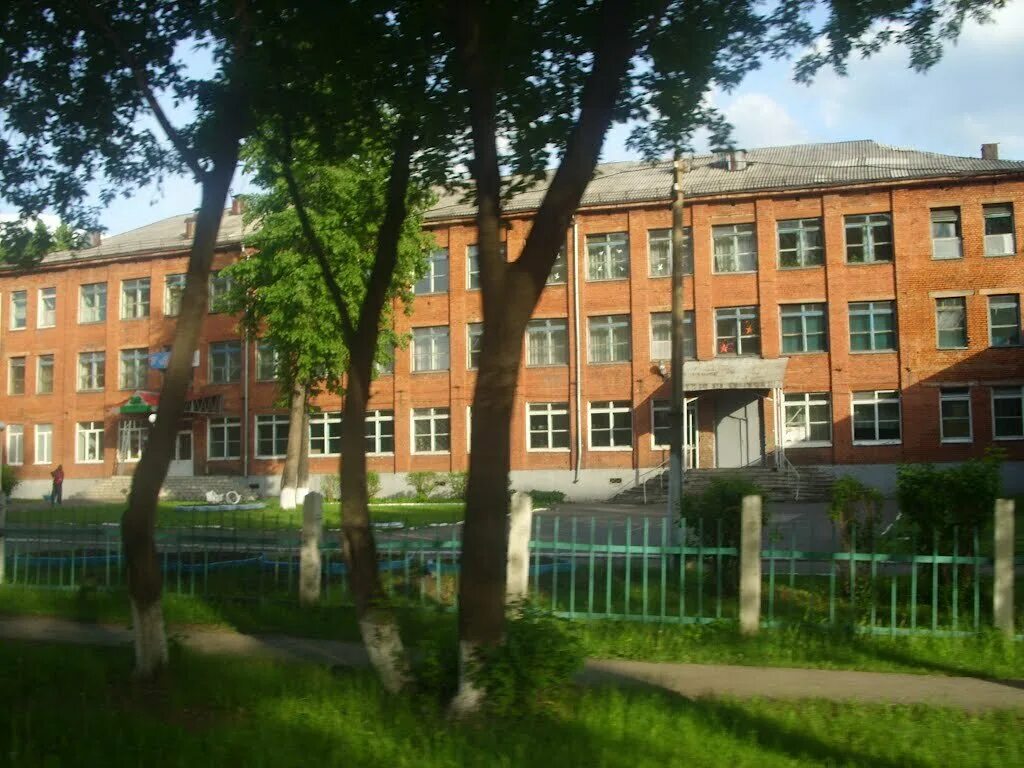 Школа 39 кемерово. 39 ШК Кемерово. 39 Школа в Кемерово в Кировском районе. МБОУ школа 39.