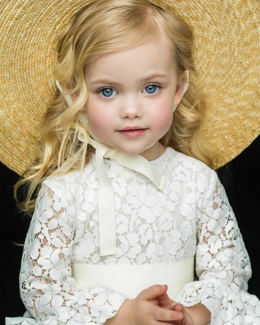 Виолетта антонова 2020. Красивые детки. Девочка блондинка. Маленькая девочка со светлыми волосами. Ребенок девочка блондинка.