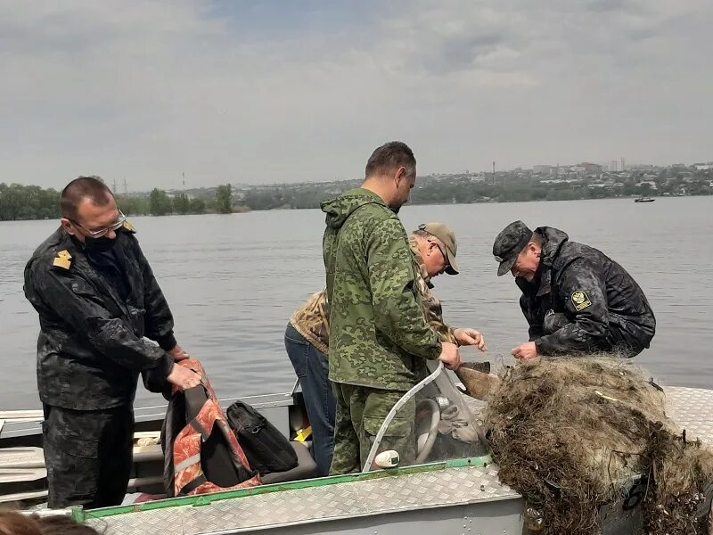 Промысел 13. Браконьерство Самарская область. Браконьерства на реке Волга. Поймали браконьеров в Самарской области.