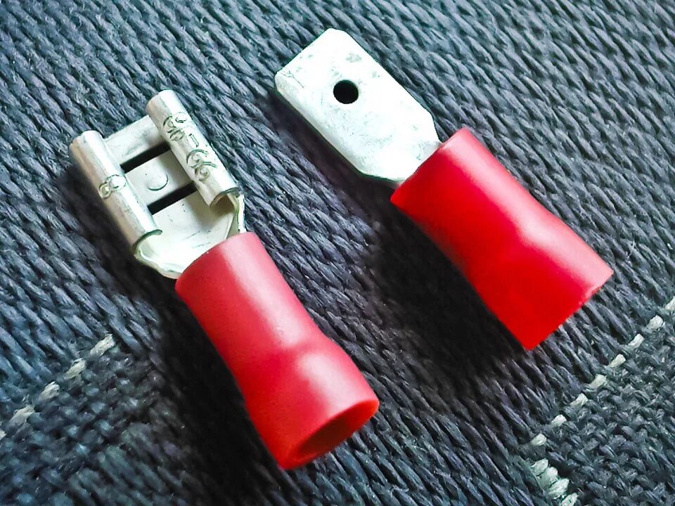 High Quality 200pcs Insulated Assorted Electrical Wire Terminal Crimp Connector 
