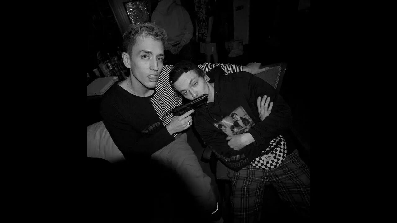 Og buda lil krystalll. Притон платина. Притон платина обложка. Платина притон текст. Притон платина лил.