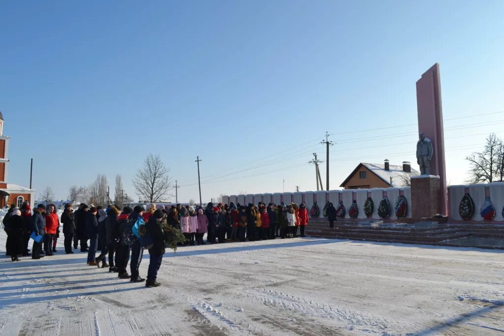 Прогноз погоды верхняя хава. Верхняя Хава Воронежская область. Верхняя Хава 2022. Памятники в верхней Хаве. Новый мемориал верхней Хавы.