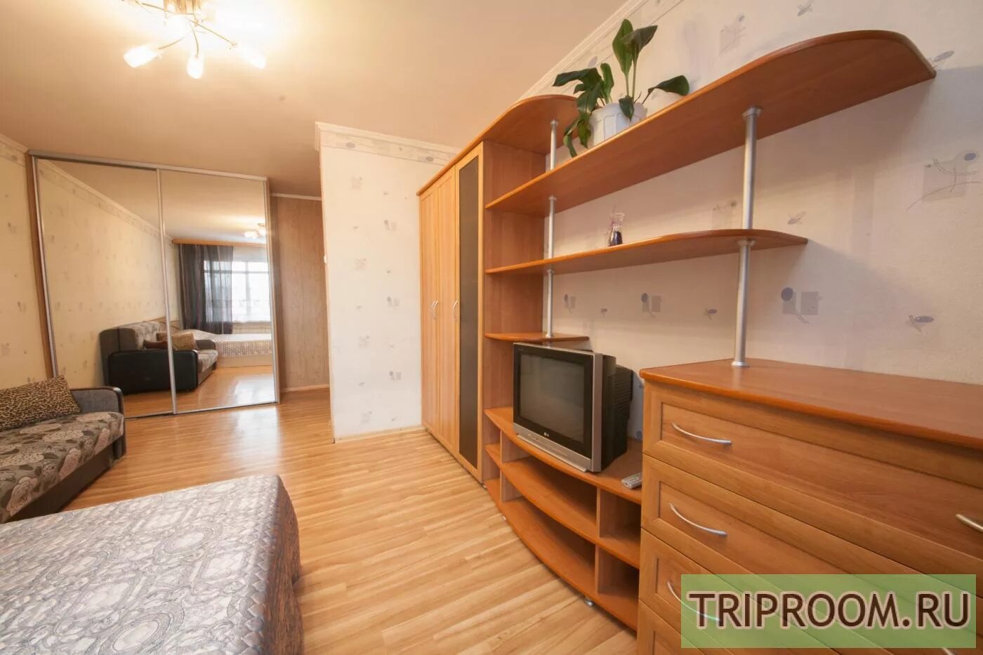Новосибирск однокомнатные квартиры снять от хозяина. Обставить однокомнатную кв. Как обустроить 1 комнатную квартиру. Как обставить однокомнатную квартиру. Съемная квартира.