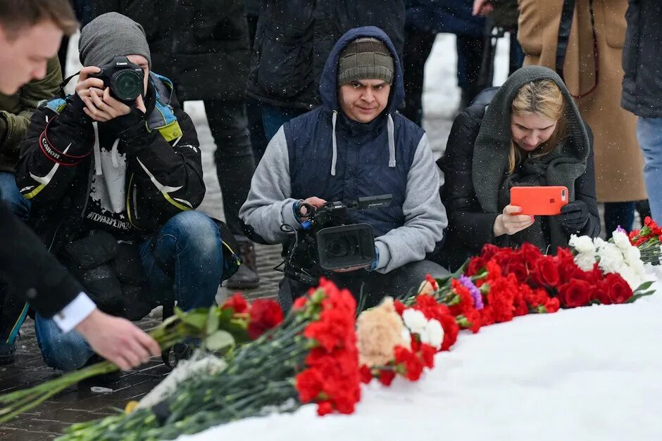 Беларусь скорбит. Казань скорбим. Память Казань. Волгоград скорбит Казань. Артисты скорбят.