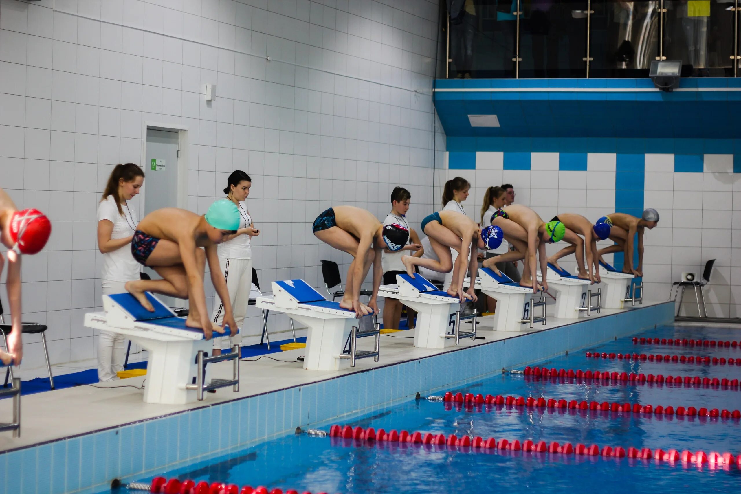 бассейн радужный хмао. радуга бассейн тверь улица. сшор радуга спб. бассейн радуга раменское. радуга плавание сдюсшор.
