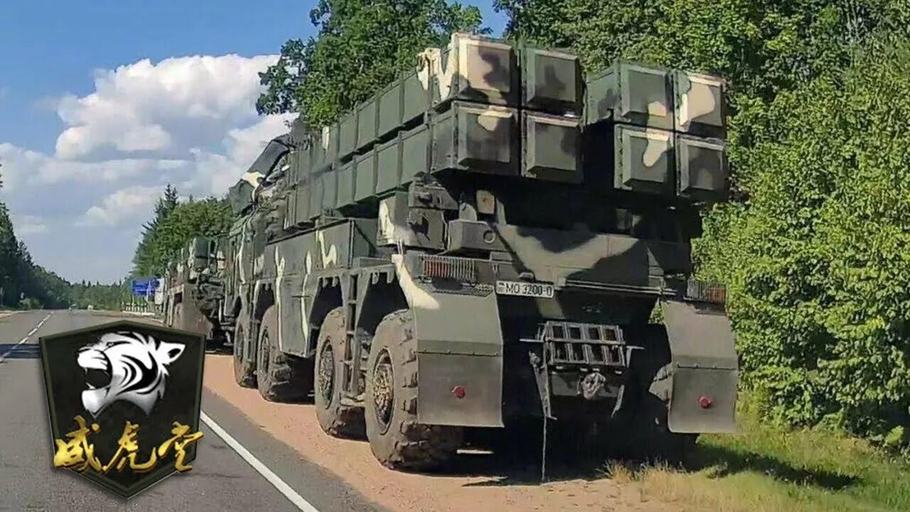 Войска на границе. Учения в белоруссии 2022. Техника границы. Колонна военной техники. Техника границы.