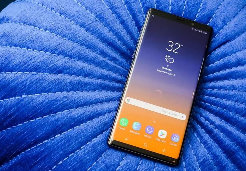 Цена самого дорогого самсунга. Samsung Galaxy Note 2021. Самсунг дорогой. Телефон самсунг Galaxy Note 9. Самый дорогой самсунг.