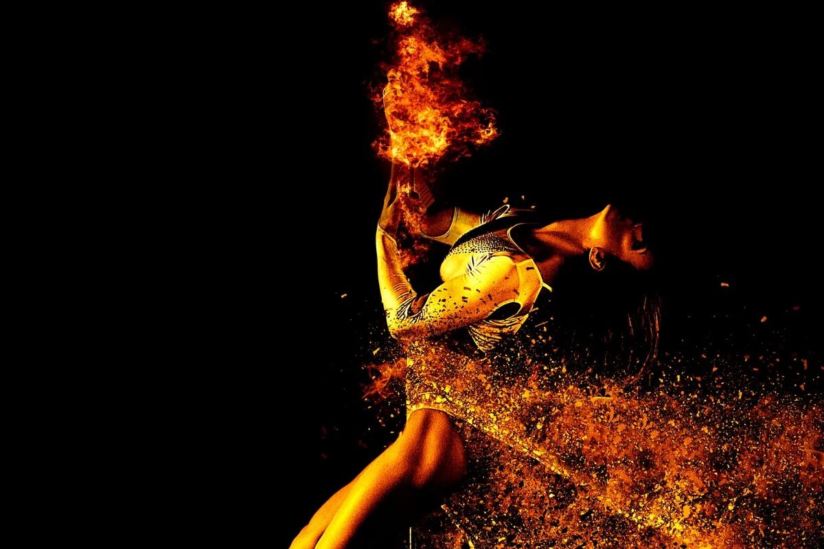 Пляши в огне. Огненная девушка. Девушка танцует. Девушка танцует в огне. Танец огня.