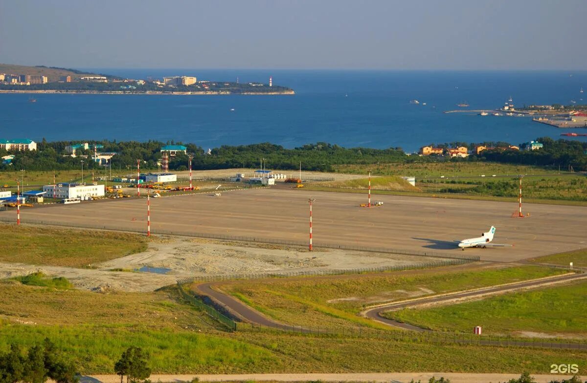 Аэродром новороссийск. Аэродром геленджика. Аэродром геленджика. Аэродром геленджика. Аэропорт новороссийск.