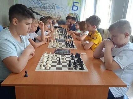 Шахматисты играли 4 5 всего