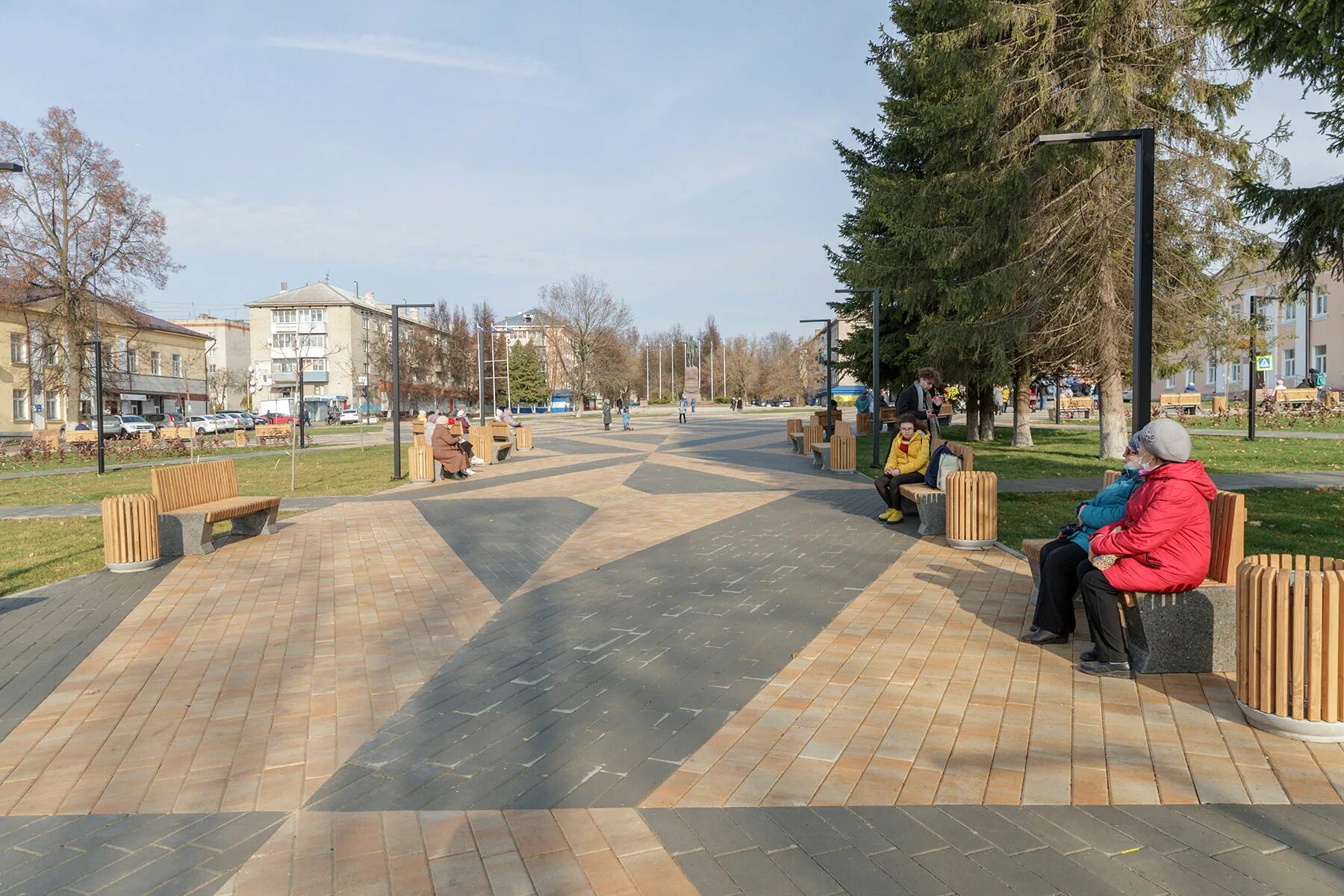 Ясногорск тульская область вконтакте. Ясногорск сквер. Сквер в Ясногорске Тульской области. Новый сквер Ясногорск. Ясногорск Тульская область новый сквер Ленина.