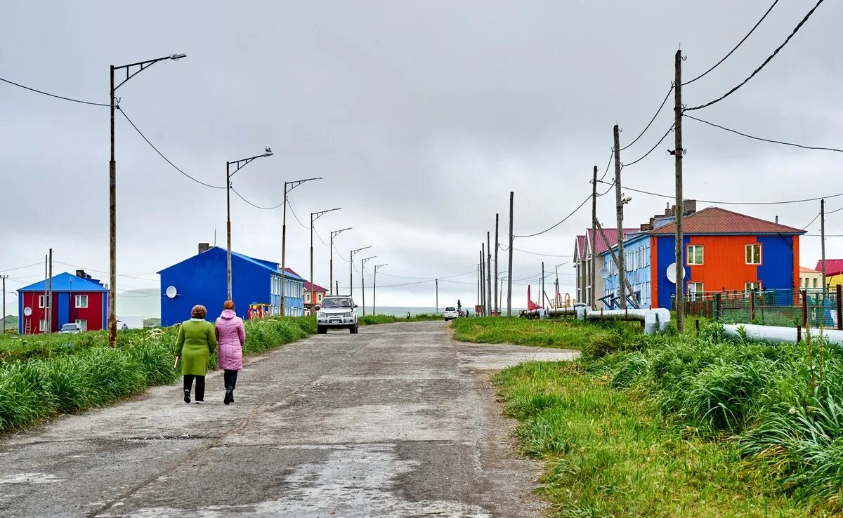 Никольское остров. Поселок Никольское Командорские острова. Никольское остров Беринга. Село Никольское Камчатский край. Село Никольское Командоры.