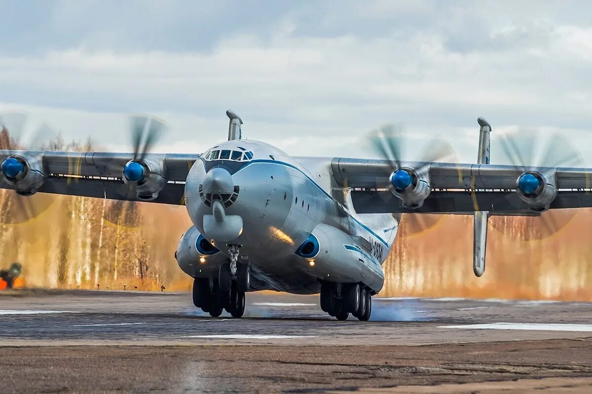 Самолёт Антей АН-22. Военно-транспортная Авиация ан22. Тяжёлый военно-транспортный самолёт АН-22 («Антей»). АН-22 ВТА. Военно транспортная авиация рф