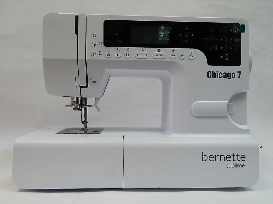 Швейная машина бернетте чикаго 5. Bernina bernette chicago 7. Швейная машина bernette chicago 5. Швейная машинка бернина бернетте. Bernette chicago.