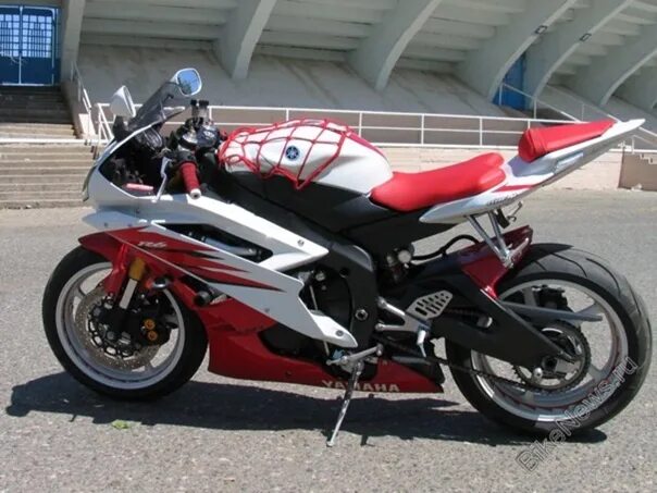Ямаха тула. Yamaha r6 красно белый. Yamaha r6 2008 Red. Ямаха р6 красно белая. Yamaha r6 2008 красная.