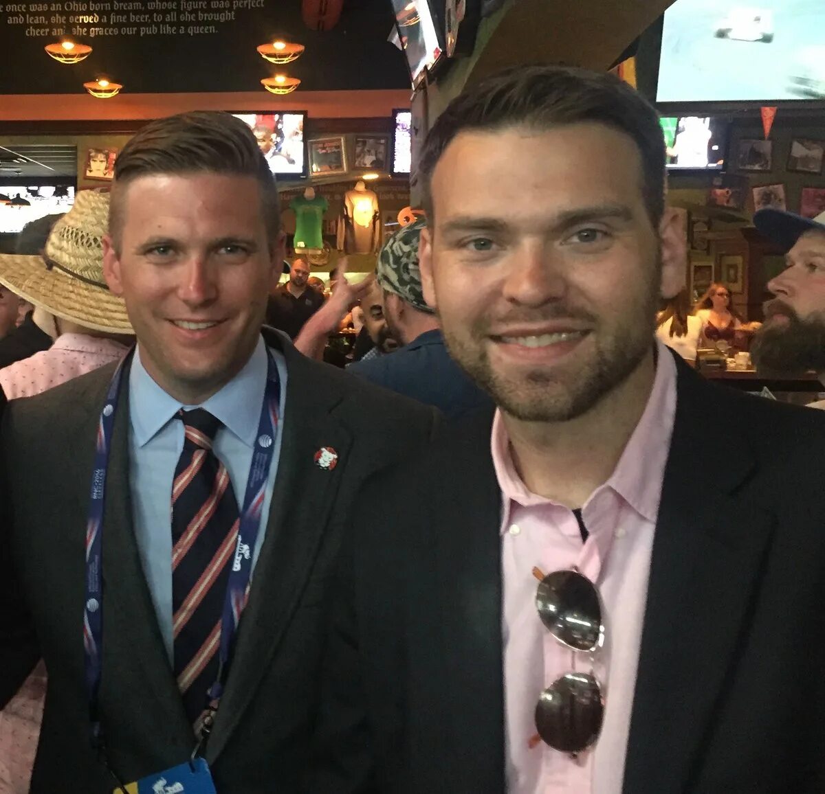 "Jack Posobiec". Richard Spencer with Jews. Richard Spencer twitter Clinton. Джек пособец