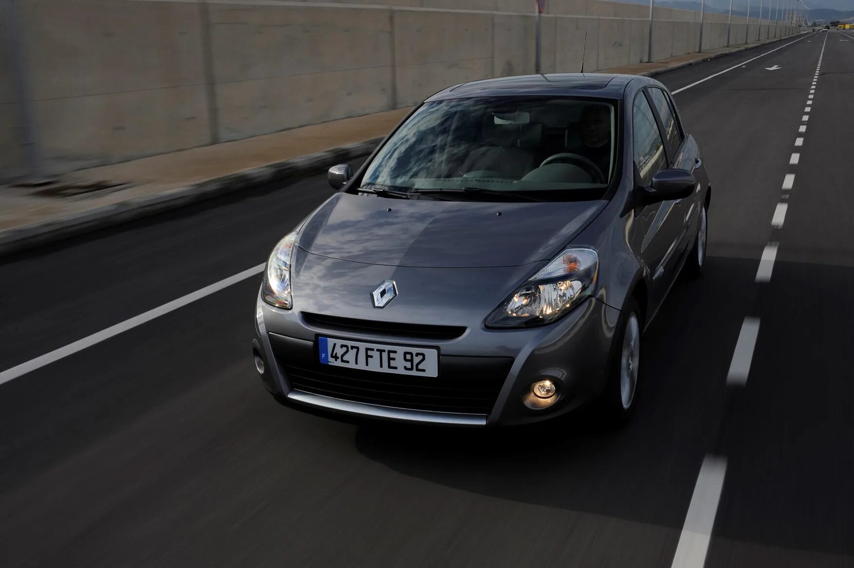 Рено клио ошибка. Renault clio 2011. clio 3.0. клио 2005. рено клио 2005.