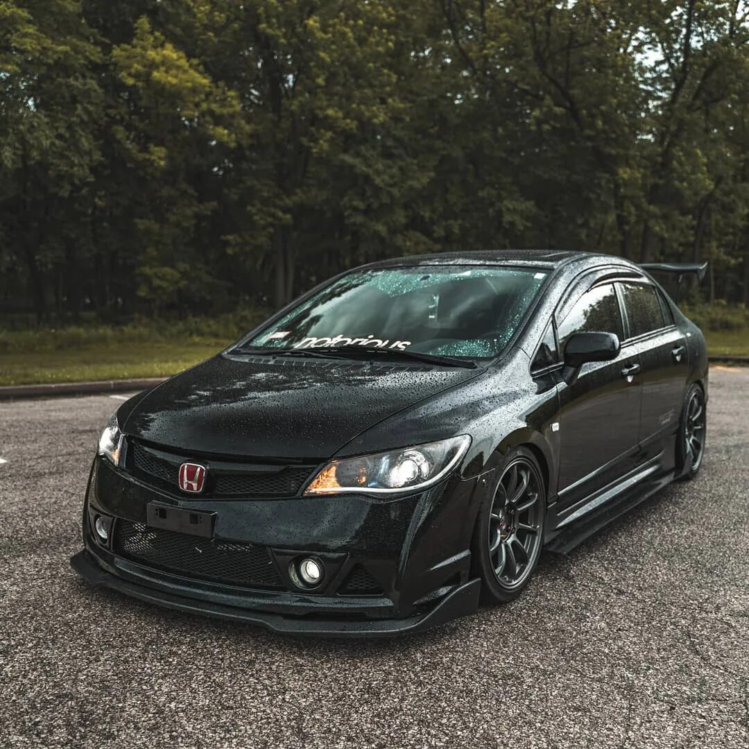 Тюнинга d. Honda Civic 4d. Хонда Цивик 4д. Хонда Civic 4. Honda Civic 4d Tuning Black.