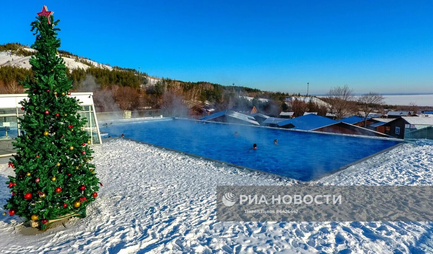 Хвалынск саратовская область горнолыжный курорт. Хвалынь горнолыжный саратовская область. Хвалынь, хвалынск. Хвалынск горнолыжный курорт бассейн. Хвалынь, хвалынск.