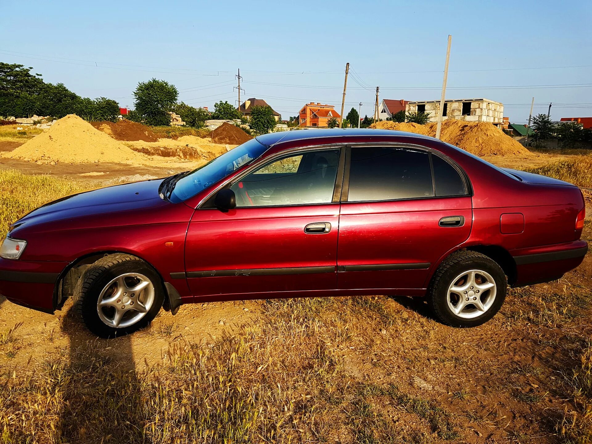 Carina отзывы. Toyota Carina e 1996. Toyota Carina e хэтчбек 1996. Toyota Carina e 1996 е.