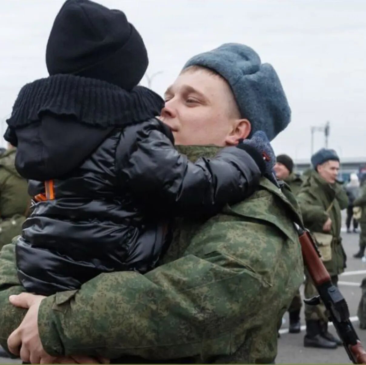 Отсрочка от мобилизации многодетным отцам 2025 году. Многодетные мобилизация. картаполов о мобилизации. отсрочка для отцов трех детей.