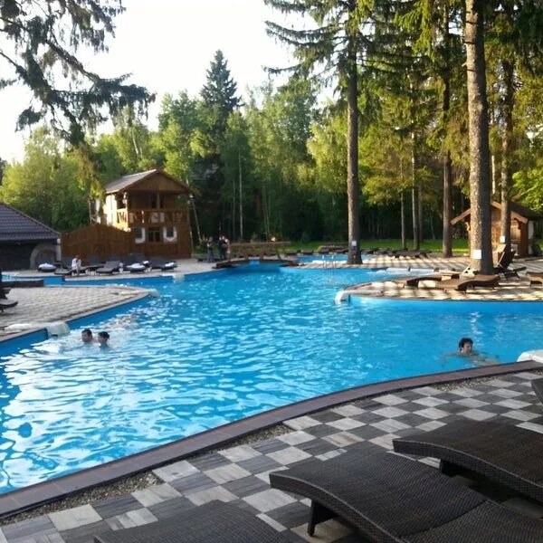 Пансионат солнечный солнечногорск. Солнечный парк отель и спа солнечногорск. Солнечногорск спа отель солнечный бассейн. Солнечный открытый бассейн солнечный парк отель. Солнечный парк отель и спа солнечногорск.