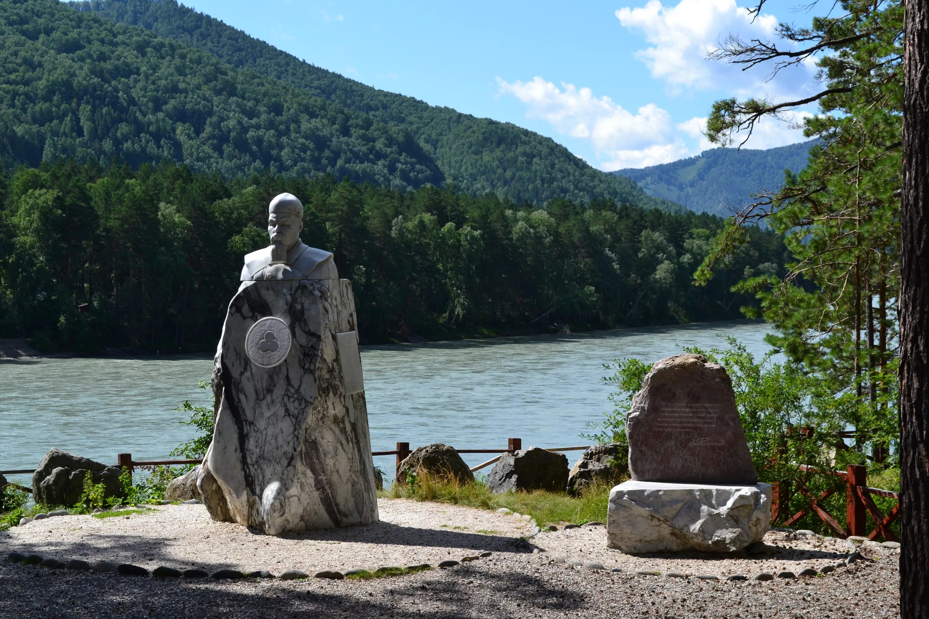 памятники горного алтая. памятники горного алтая. николай рерих памятник. памятники культуры республики алтай николая рериха. памятники горного алтая.
