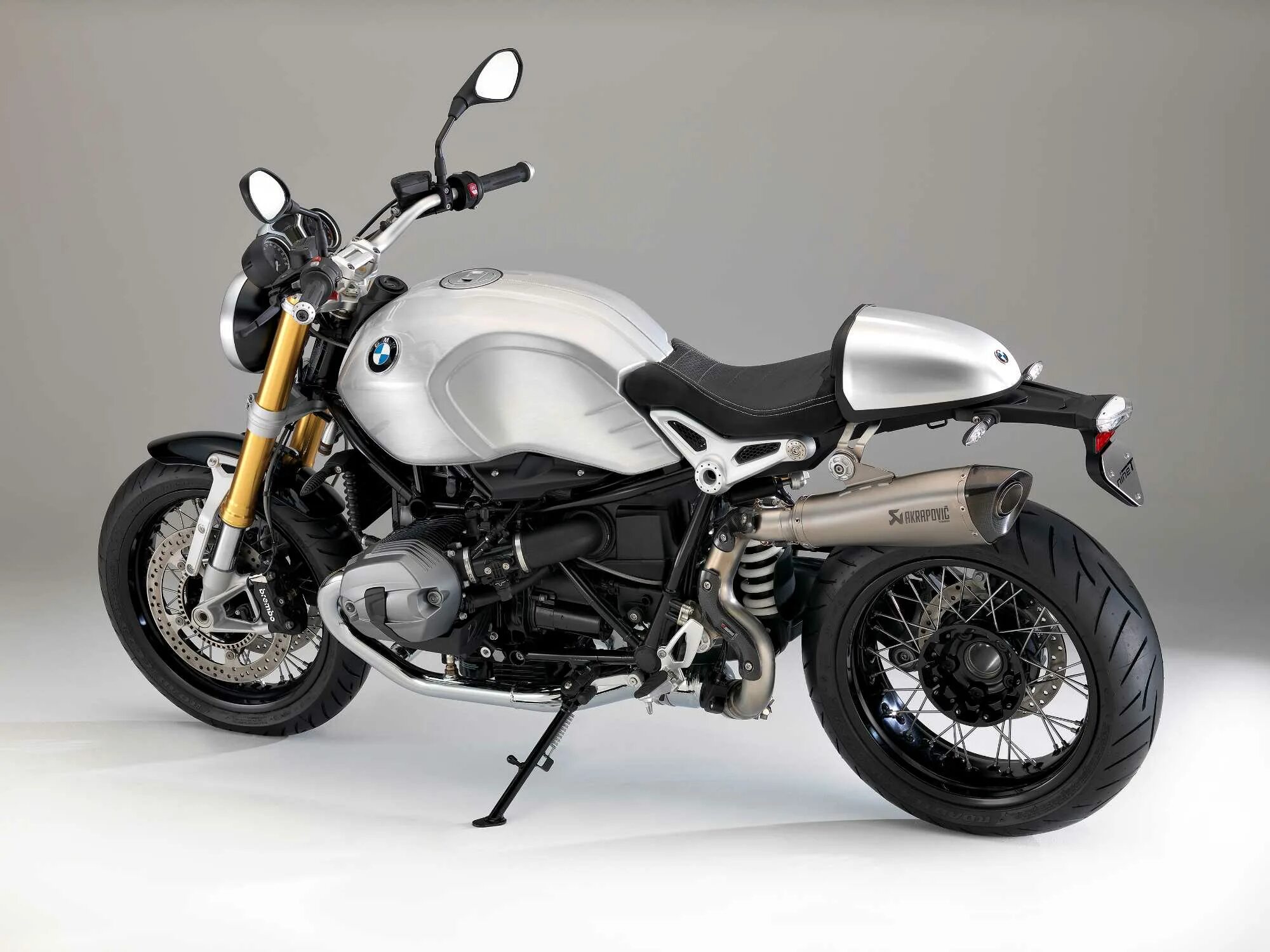 Какие модели мотоциклов. BMW R Nine t 2022. БМВ r1200r Nine t. Мотоцикл БМВ R Nine t 2022. Мотоцикл BMW R NINET.