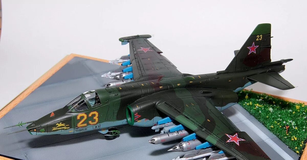 1 48 1 72. Су 25 модель. Су-25 1/72. Су-25 Штурмовик модель. Су-25 звезда 1/72.