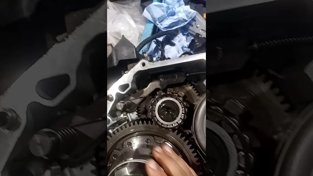 Стопор паркинга на акпп. V5a51 блокиратор паркинга акпп. Автоматическая коробка передач картинка. Мазда сх 5 2012 коробка автомат. Парковка на акпп.