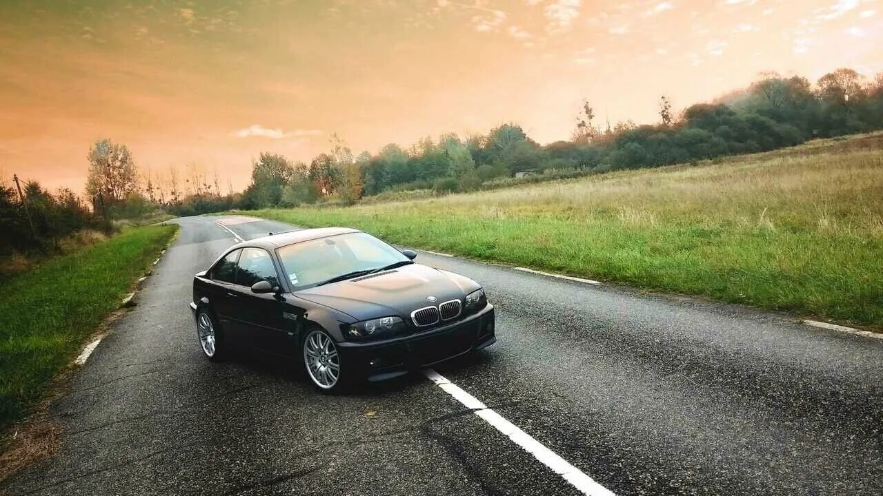 Картина на холсте 60x80 LinxOne "BMW Coupe Alpine White car" 110 - купить по низ
