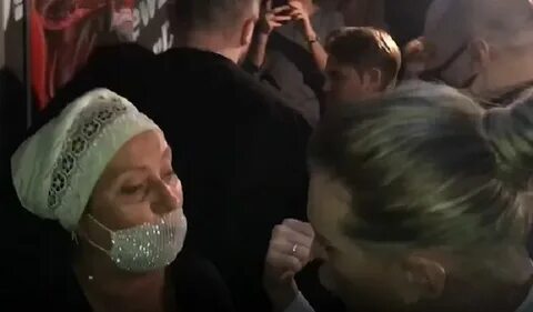 Гоген солнцев дерется