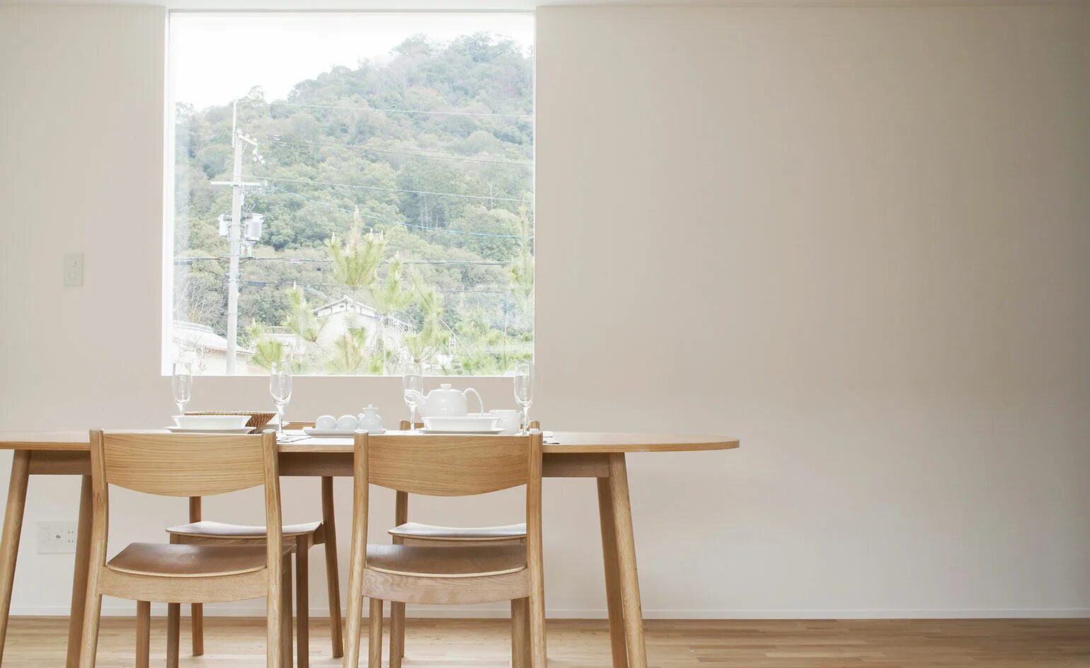 Muji. Muji home background. muji customers.