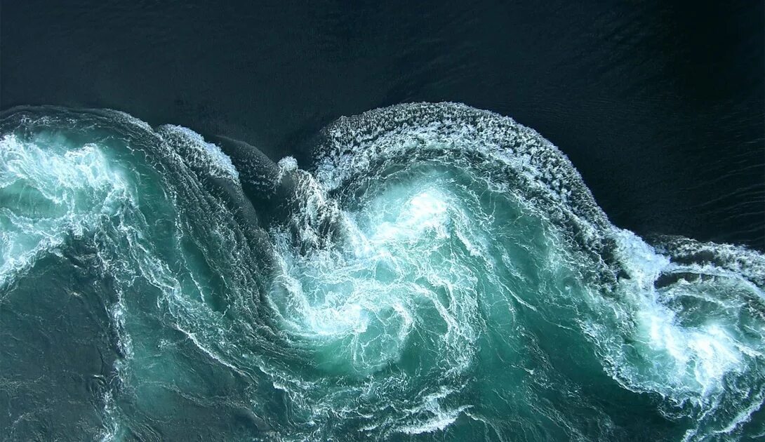 Включи течение воды. Сальстраумен (Saltstraumen), Норвегия. Водоворот Сальстраумен. Водоворот Сальстраумен в Норвегии. Гольфстрим водоворот.