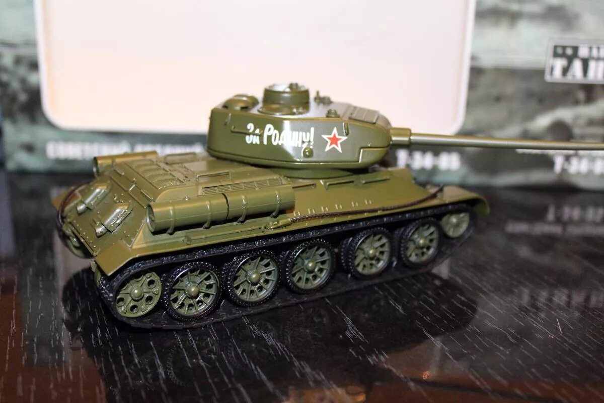 Т 34 85 купить. SSM Т-34-85 1:43. Т-34 1:43 SSM. Т-34 масштаб 1/43. Танк т-34-85 масштабная модель.