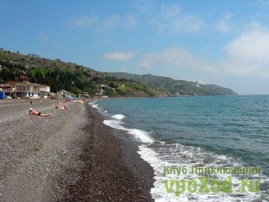 На берегу моря солнечногорское