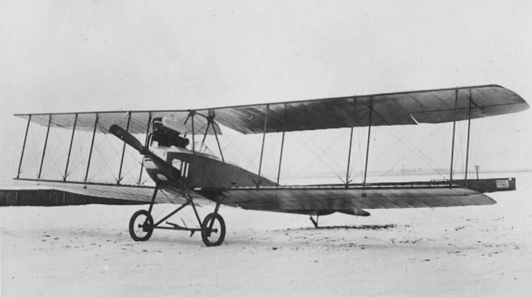 Альбатрос княгинино. Albatros b.1 самолет. Самолет разведчик Альбатрос. Альбатрос самолёт немецкий. Биплан Альбатрос b1.