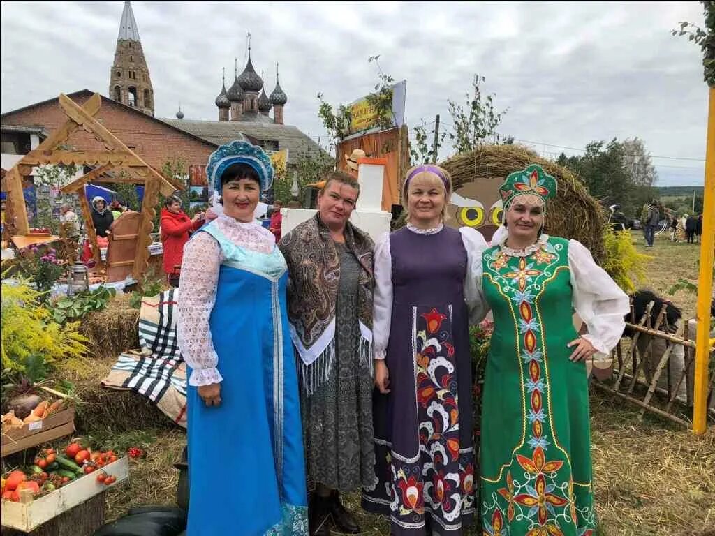 Ярмарка в парском в 2025 году. Парское ивановская область ярмарка. парская ярмарка. парская ярмарка в 2025 году. ярмарка сцена.