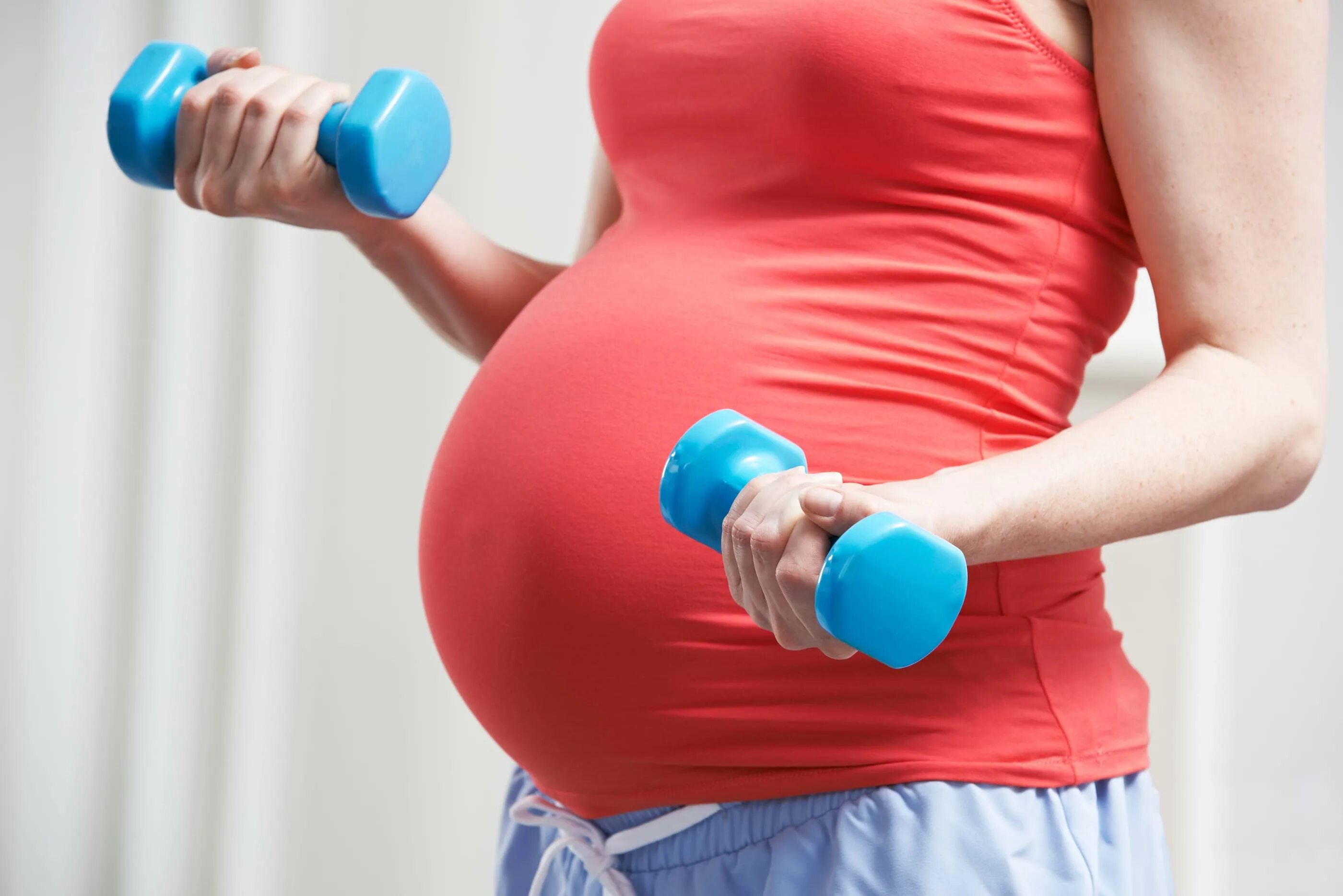 Занятия спортом для беременных. Физическая активность беременных. Беременные женщины и спорт. Физические нагрузки для беременных.