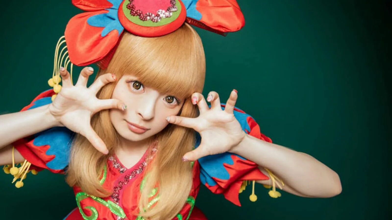 Кьяри памью памью. Кьяри памю. Kyary pamyu pamyu 2010. Kyary pamyu pamyu. Kyary pamyu pamyu 2011.