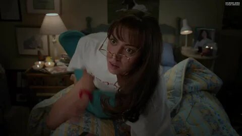 Aubrey Plaza Masturbating.