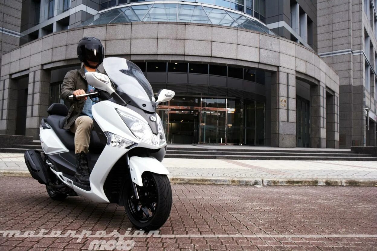 SYM Joymax 250i. SYM Joymax 300. SYM GTS 300i. SYM GTS 250. Снегоход якудза хантер отзывы