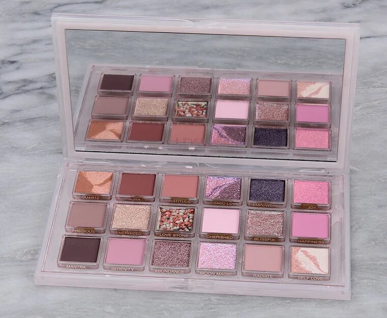 Huda rose quartz. Палетка huda beauty rose quartz. Huda rose quartz. Huda beauty тени rose quartz. Палетка huda beauty rose quartz.