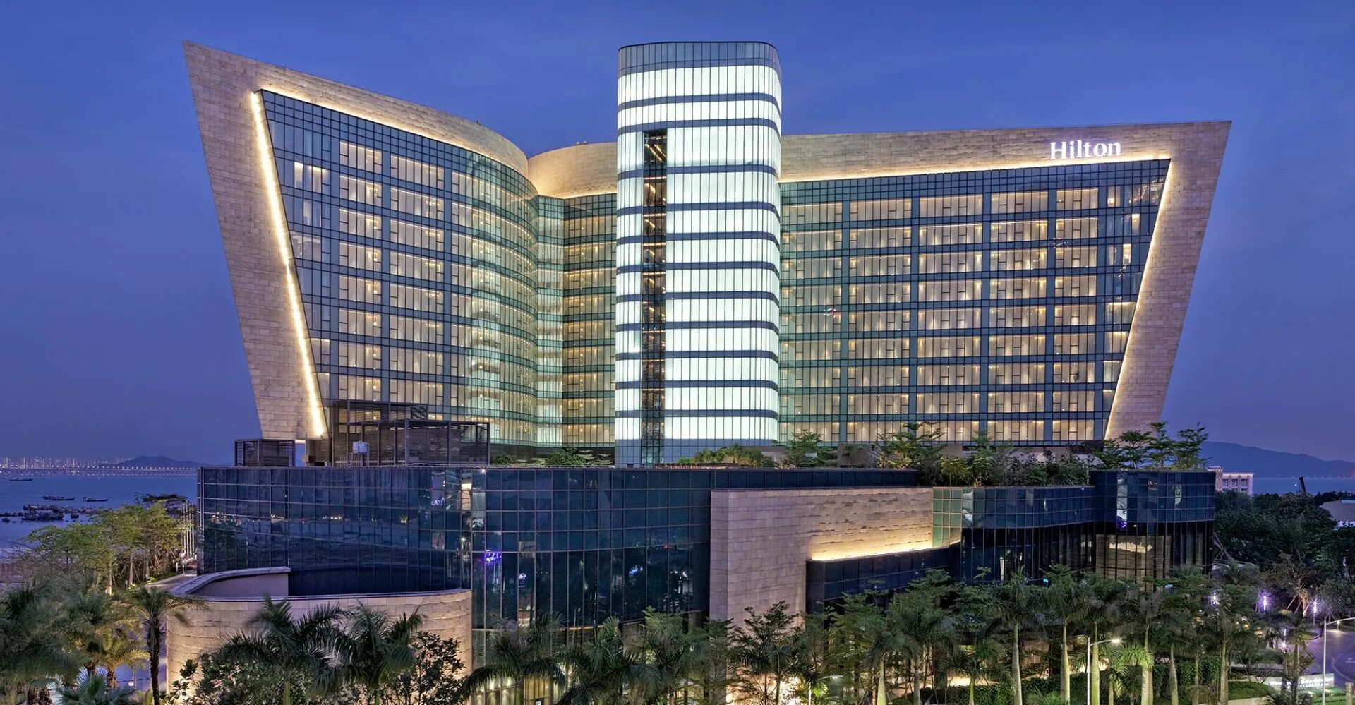 Сеть гостиничных комплексов. Гостиничная сеть hilton. здание hilton сша. хилтон сочи. хилтон пакистан.